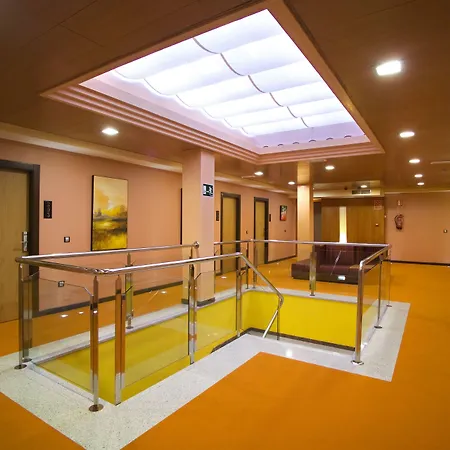 Hotel Juleca 3*