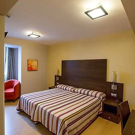 Hotel Juleca 3*